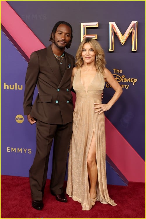 Red carpet correspondents Scott Evans and Kit Hoover at the Emmys