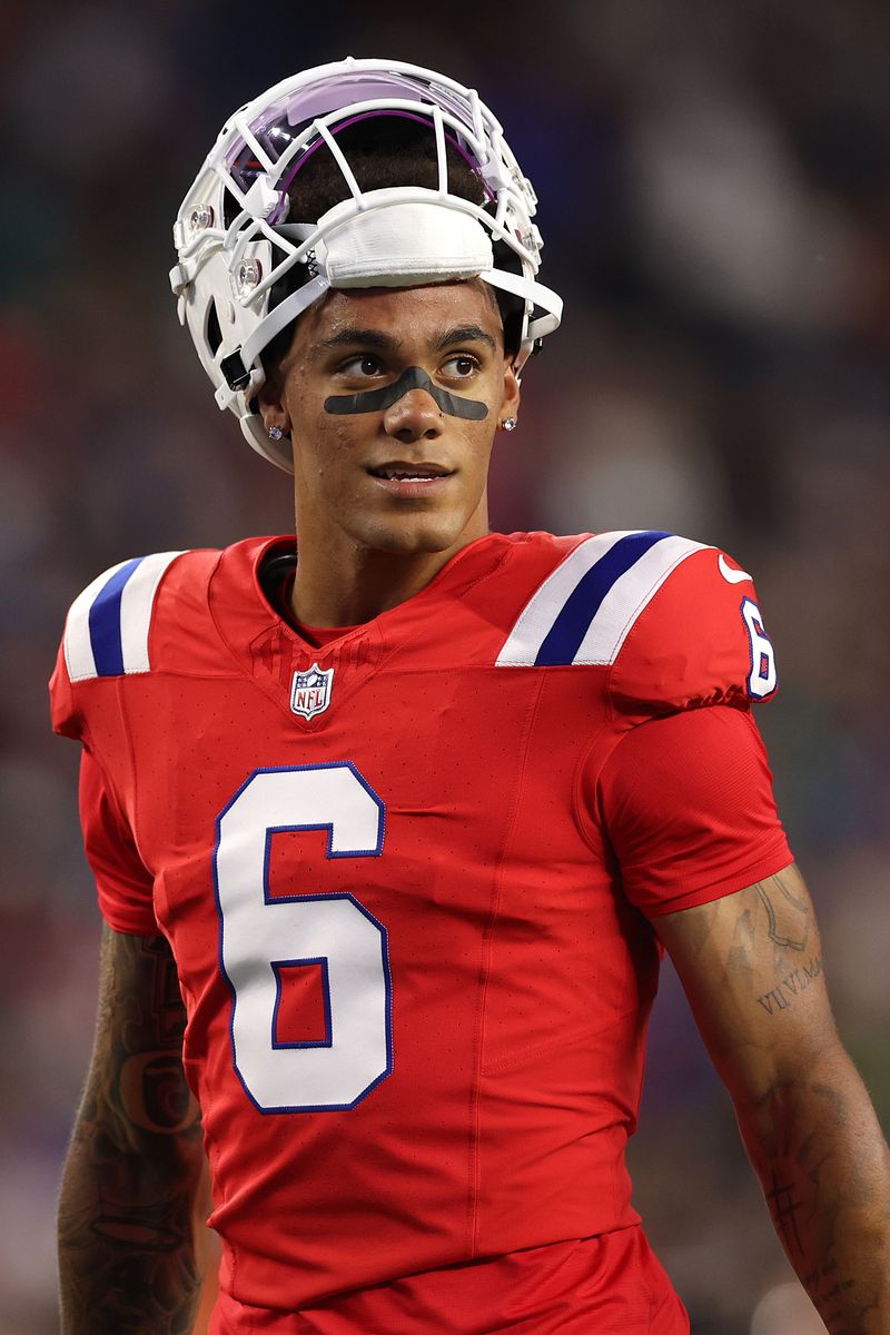  Christian Gonzalez #6 of the New England Patriots looks on before the game against the Miami Dolphins at Gillette Stadium on September 17, 2023, in Foxborough, Massachusetts. (Photo by Maddie Meyer/Getty Images)