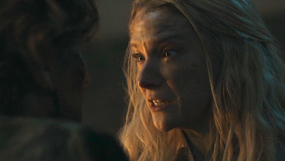 Galadriel looks worried whole speaking to Celebrimbor on The Rings of Power