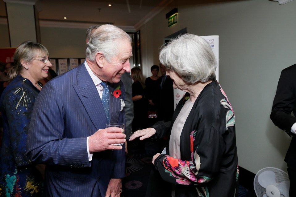 King Charles (then Prince of Wales) speaks with Dame Maggie Smith at the Prince’s Trust reception at the 2016 Daily Mirror Pride of Britain Awards