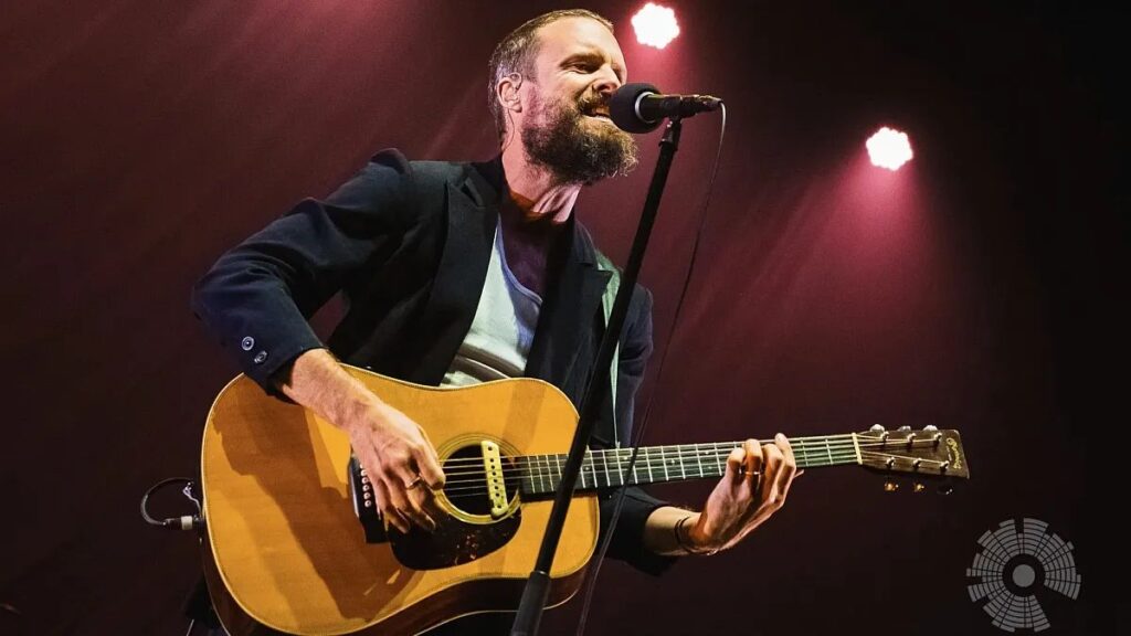 Father John Misty Reveals New Songs "Screamland" and "She Cleans Up"