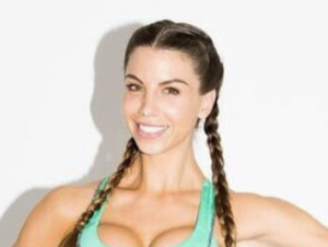 Influencer Brittany Perille in Two-Piece Workout Gear Says "Just Start"