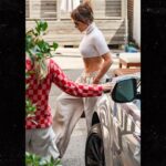 091424 jennifer lopez abs sub 2 backgrid