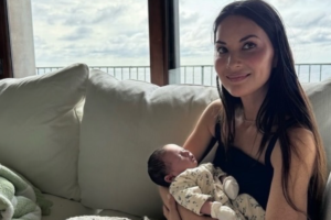 olivia-munn-john-mulaney-welcome-baby-no-2-via-surrogate-following-actress-cancer-battle