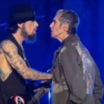 Perry Farrell squares up to Dave Navarro during the Boston concert