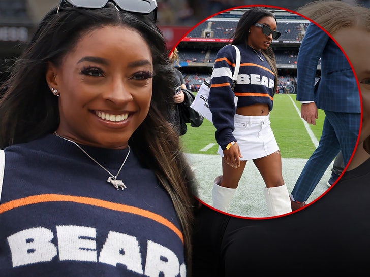 092924 simone biles at bears game main getty comp