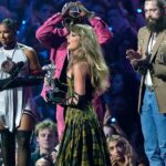 0911-Taylor-Swift-Award-VMA-SUB