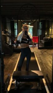 Victoria Beckham, 50, in Two-Piece Workout Gear Shows Off Wow Abs — Celebwell