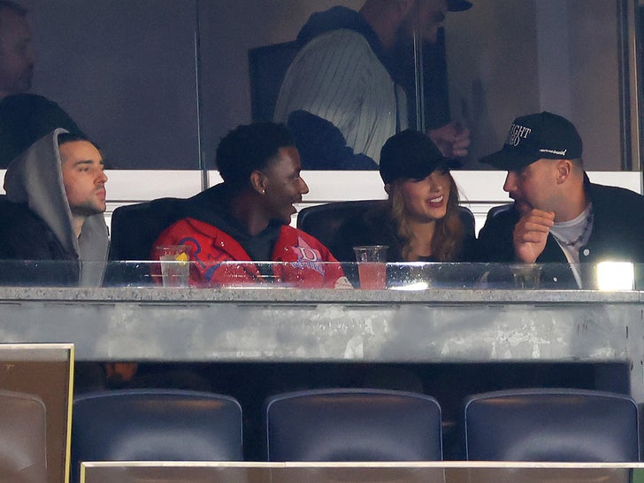 taylor swift travis kelce yankees game