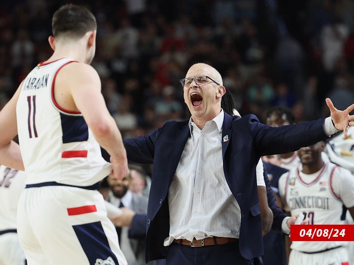 1025 dan hurley w uconn getty sub swipe 2