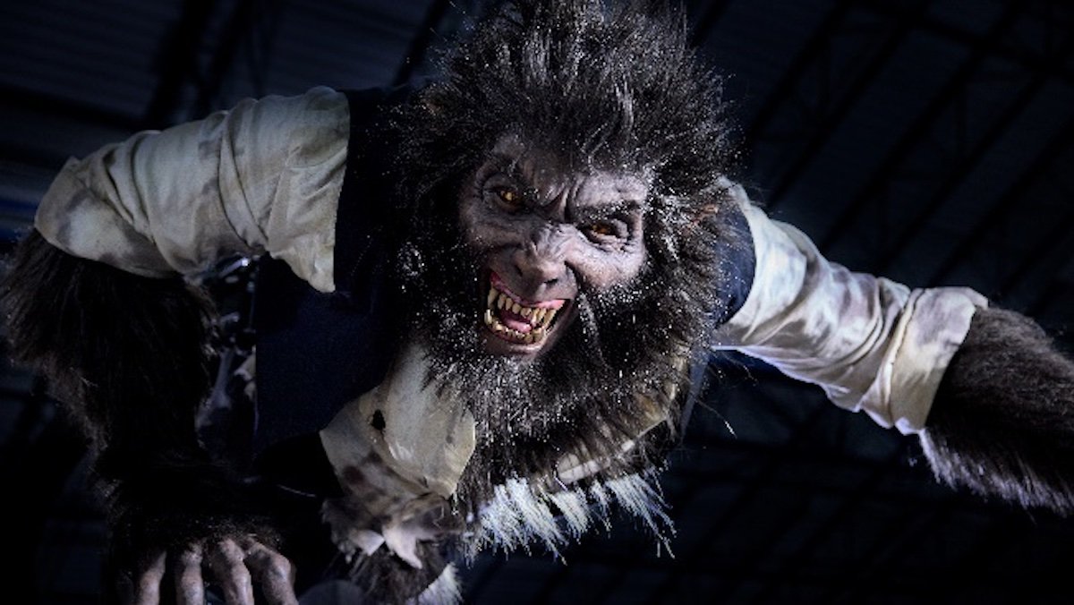 Wolf-Man Monster animatronic from Universal Epic Universe