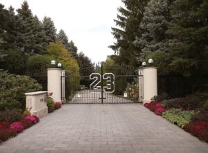 The gates at Michael Jordan's Illinois mansion