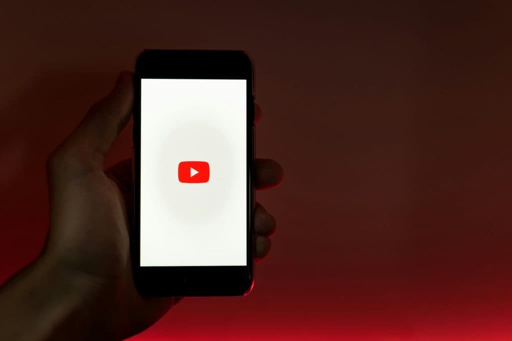 youtube-on-smartphone-unsplash-szabo-viktor