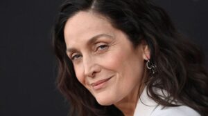 carrie anne moss closeup photo