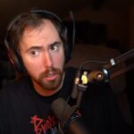 Asmongold streaming on Twitch.