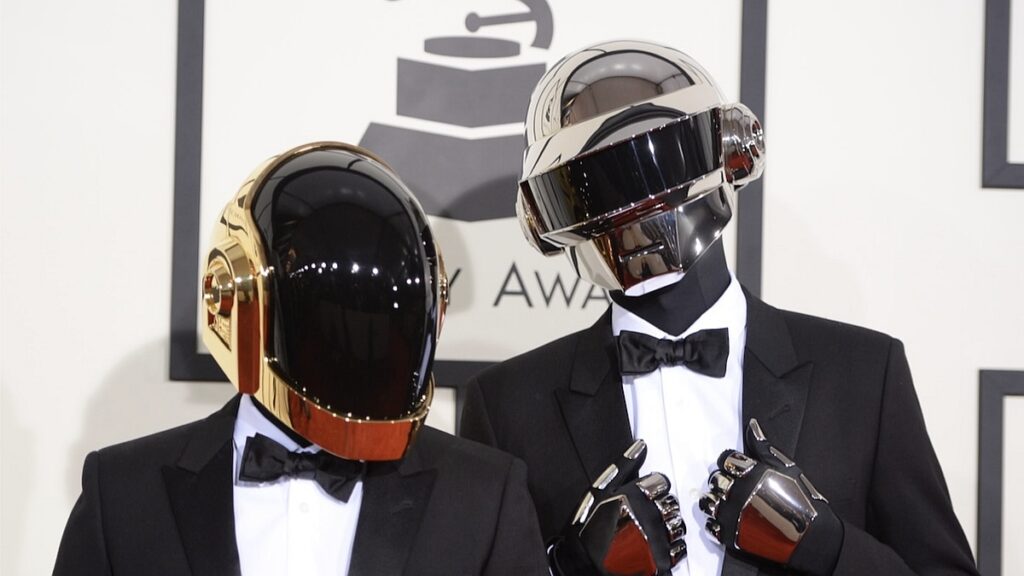 Fan's LEGO Recreation of Daft Punk's Alive 2007 Tour Could Become Official Set