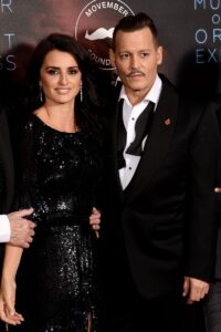 Penelope Cruz and Johnny Depp at the premiere of 'Murder On The Orient Express'