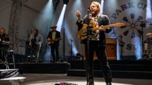 Nathaniel Rateliff & the Night Sweats Announce 2025 North American Tour