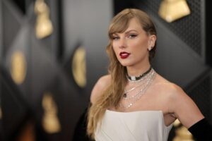 Taylor Swift Announces $5 Million Feeding America Donation For Hurricane Relief