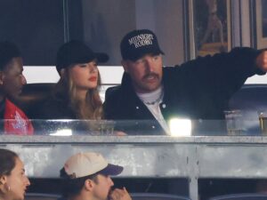 taylor swift travis kelce yankees game