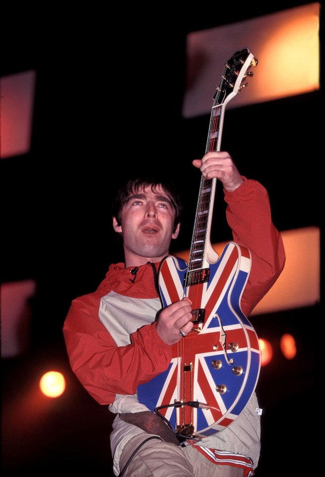 Noel Gallagher has dusted off his Union Jack guitar to take on tour