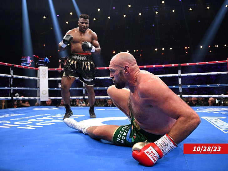 Francis Ngannou knocks down Tyson Fury