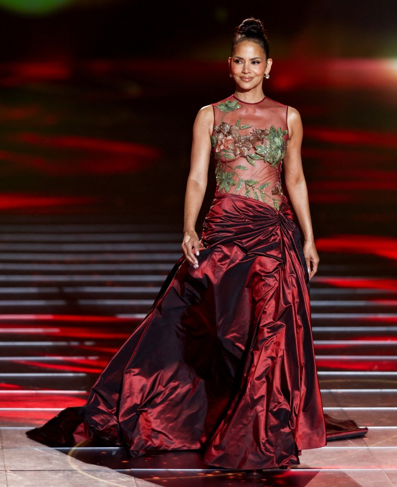 Actor Halle Berry presented a creation from the collection of Lebanese fashion