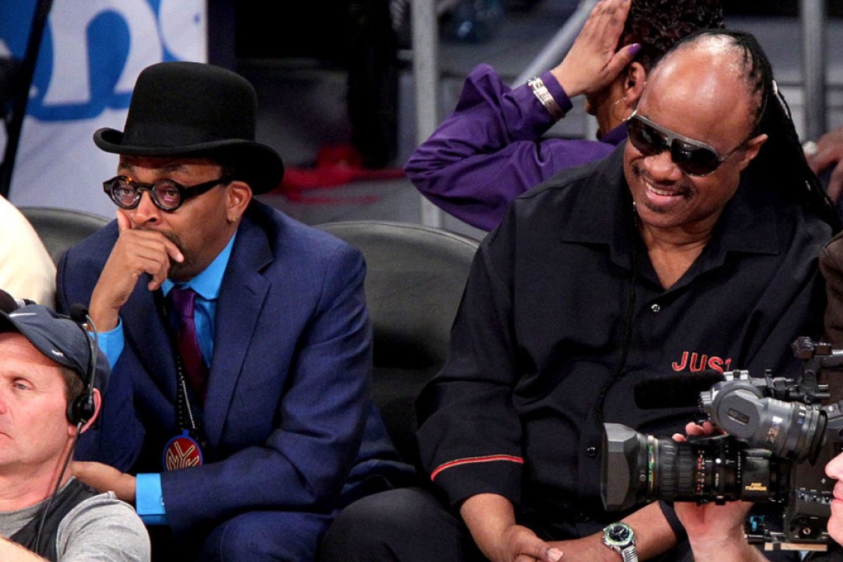 carmelo-anthony-says-stevie-wonder-once-told-him-he-loved-watching-him-play-courtside