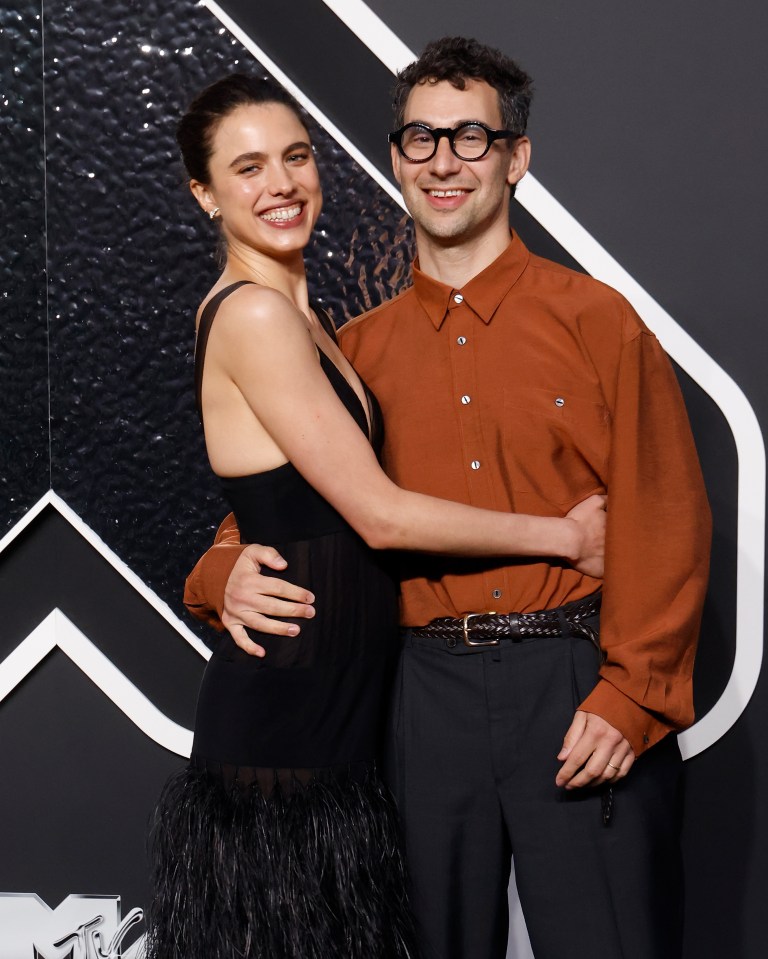 The star singled out actress Margaret Qualley and husband Jack Antonoff