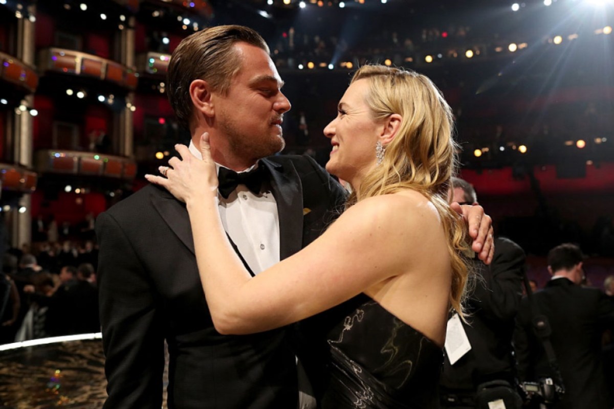 leonardo-dicaprio-and-kate-winslet-spotted-kissing-27-years-after-titanic-oscars