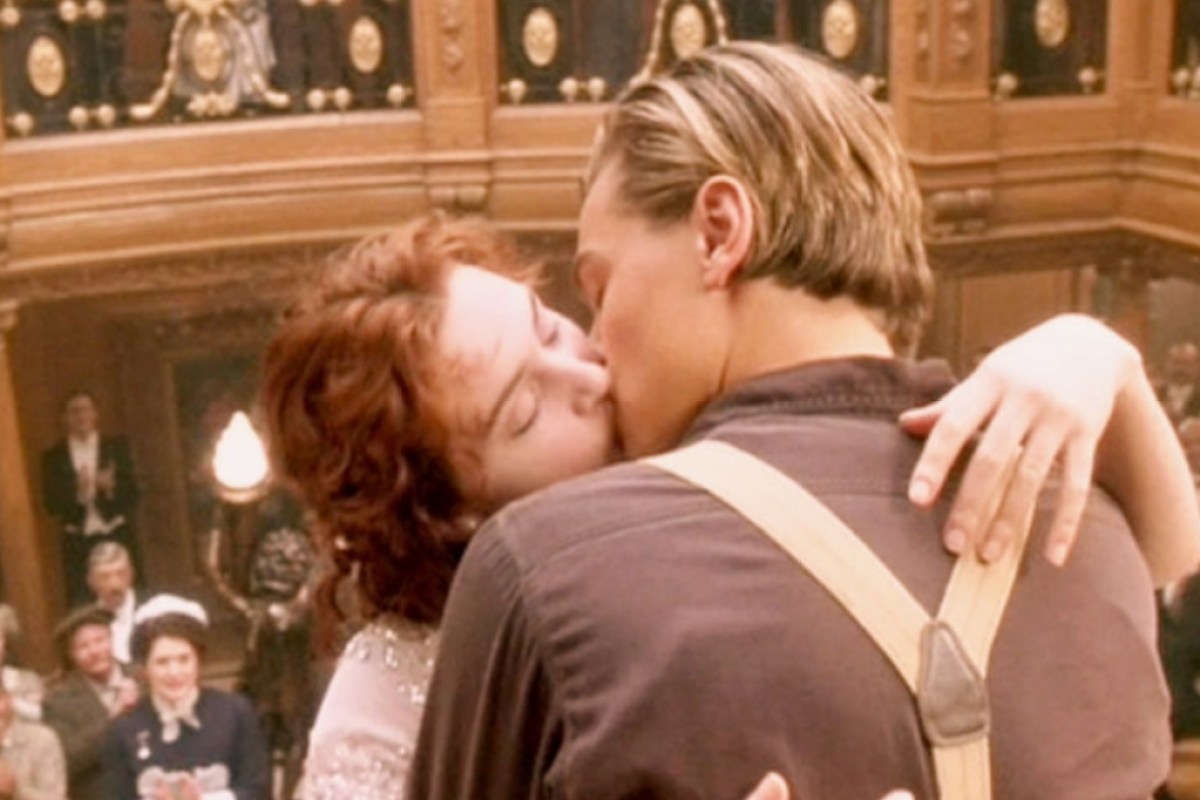 leonardo-dicaprio-and-kate-winslet-spotted-kissing-27-years-after-titanic-fantasy