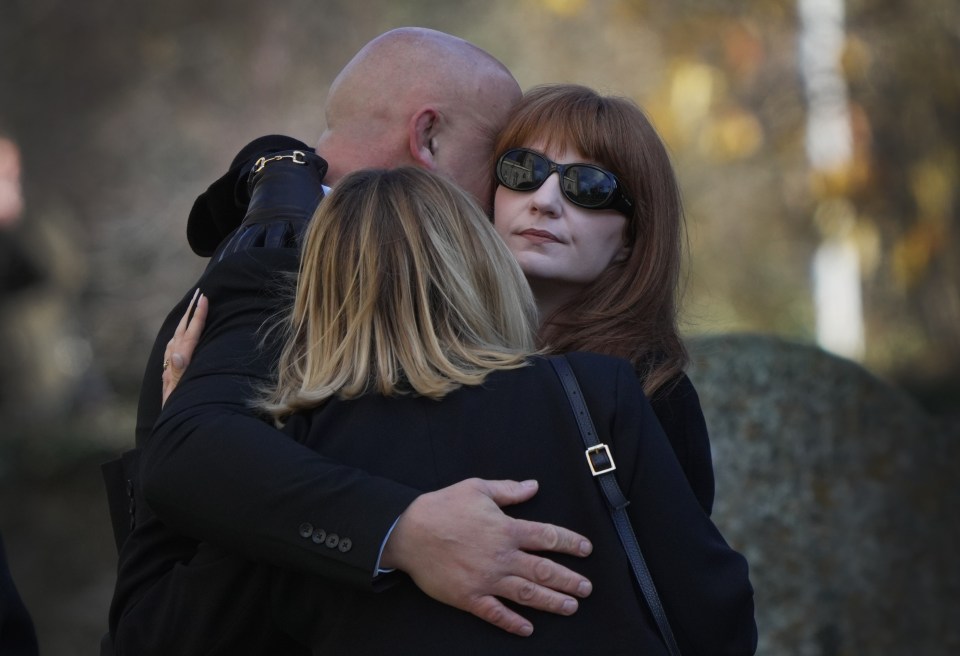 Emotional hug for Girls Aloud’s Nicola Roberts