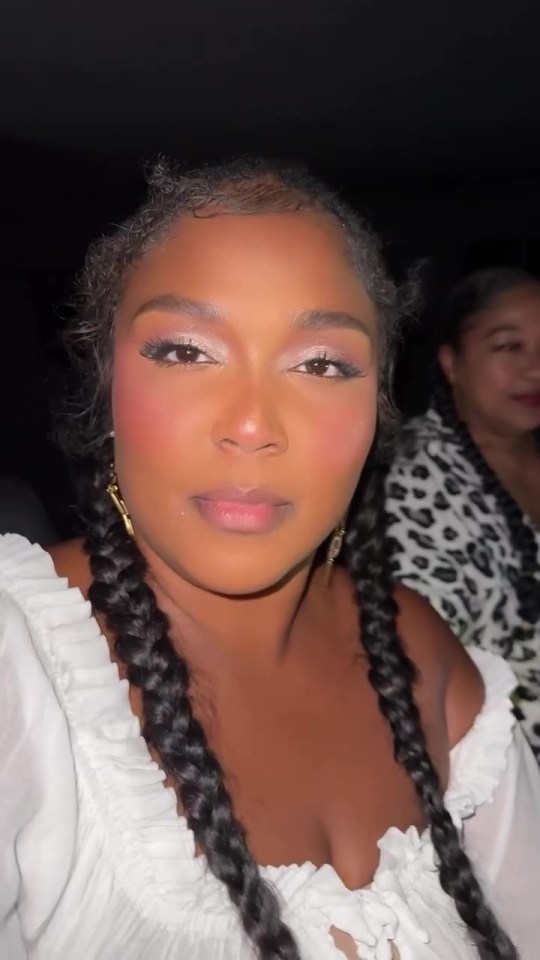 Lizzo's mom looked ageless posing with her daughter