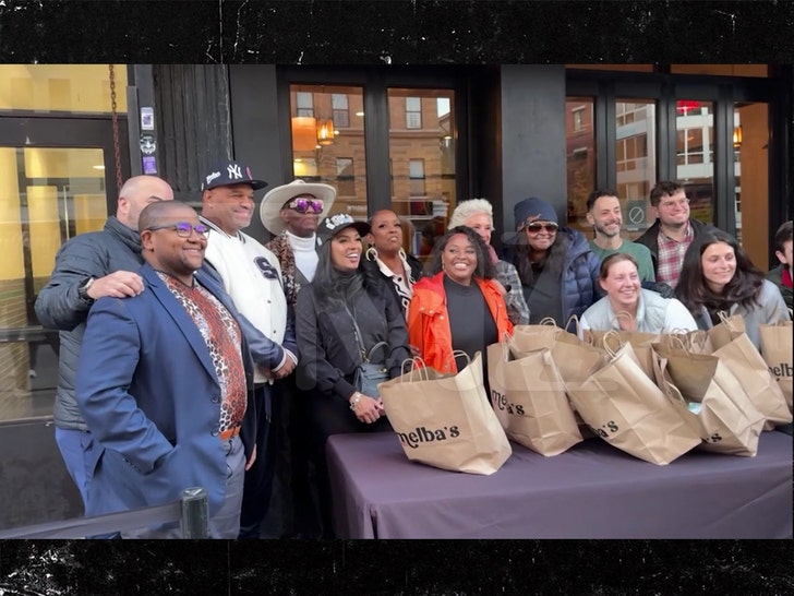 112524-harlem-turkey-giveaway-2