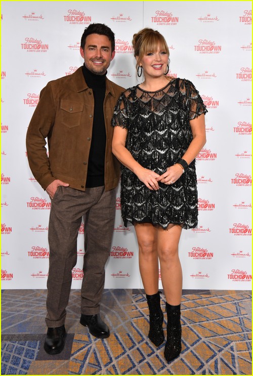 Jonathan Bennett and Melissa Peterman at Holiday Touchdown premiere