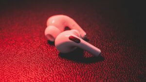 AirPods Pro crackling issue lawsuit