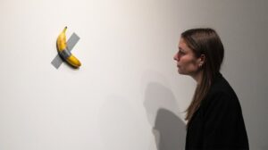 Comediana, the art piece of a a banana duct-taped to a wall