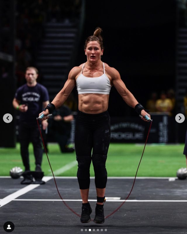 CrossFit Athlete Tia-Clair Toomey in Two-Piece Workout Gear Says "Thank You Scotland"