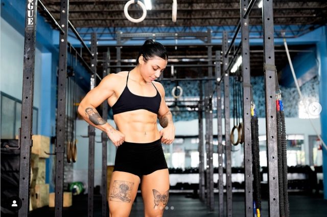 Crossfit Athlete Zummer Pagan in Two-Piece Workout Gear Says "Here's to Strong Women"