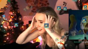 EmilyCC breaks down in tears after getting 10K subscribers being live for 3 years straight