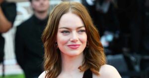 Were Emma Stone’s organs shifted due to corsets?