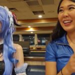 Emiru and ExtraEmily help tip a woman working tow jobs $2,000.