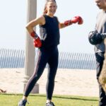 Jennifer Garner spotted boxing on set of The Last Thing He Told Me in Los Angeles. The American actress showed off her stamina as she boxed on the beach for the season 2 of the popular Apple TV+ series.