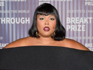 Lizzo looks stunning at the 2024 Breakthrough Prize