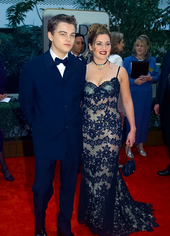 Winslet with her “Titanic” co-star Leonardo DiCaprio at the Golden Globe Awards in 1998.