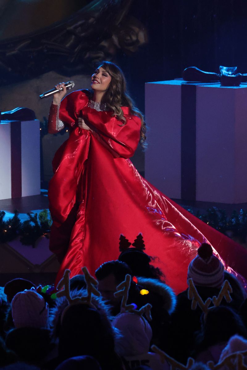 NEW YORK, NEW YORK - DECEMBER 04: ThalÃ­a performs during the 2024 Rockefeller Center Tree Lighting Ceremony on December 04, 2024 in New York City. (Photo by Michael Loccisano/Getty Images)