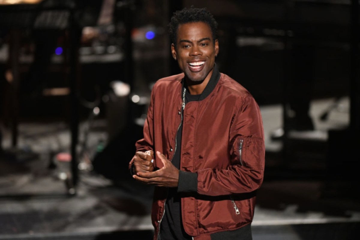 chris-rock-storms-off-stage-in-middle-of-comedy-set-at-billionaires-party