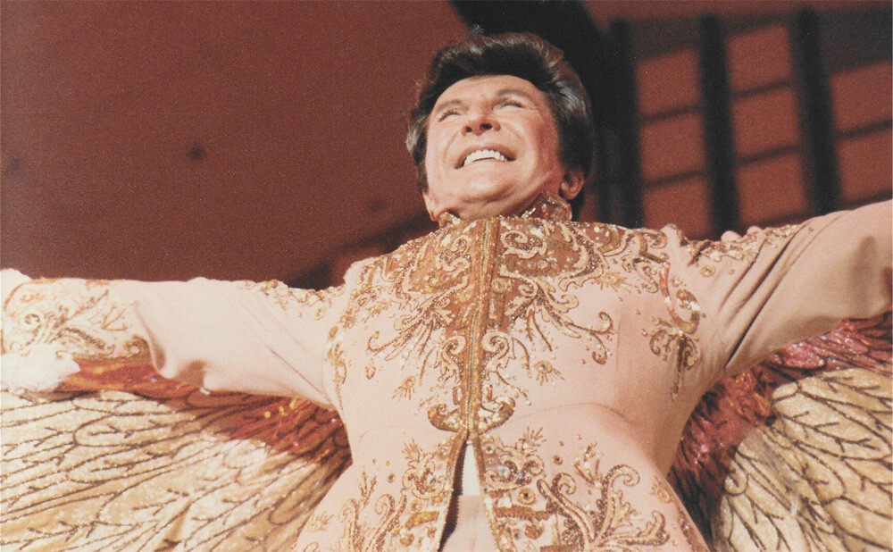 Liberace performing in 1983