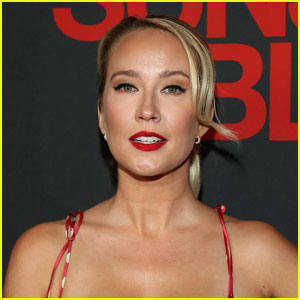 Anna Camp Joins 'Scream 7' Cast, Has Best Reaction to News!