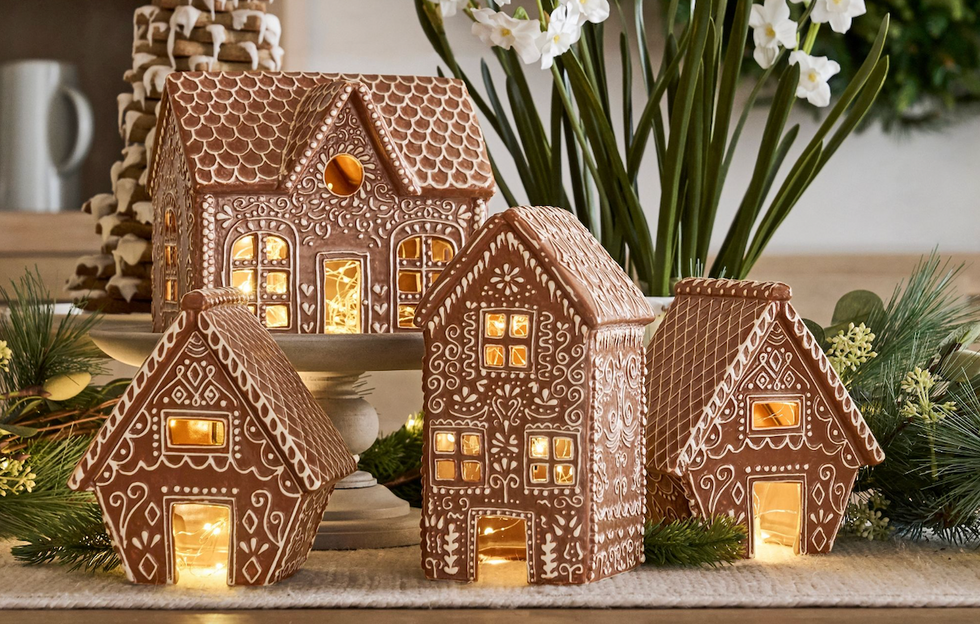 Ceramic gingerbread houses from Pottery Barn